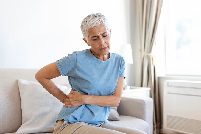 Spanie na twardym materacu - czy jest zdrowe?