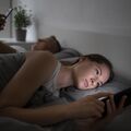 Dlaczego Polacy śpią i regenerują się coraz gorzej? Najczęstsze przyczyny problemów ze snem