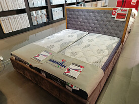 materac-w-salonie-pan-materac-domo-strefa