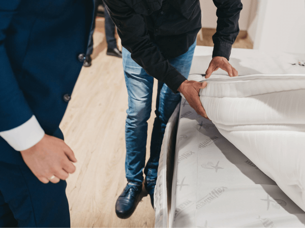 POKROWCE NA MATERAC - WSZYSTKO CO TRZEBA WIEDZIEĆ