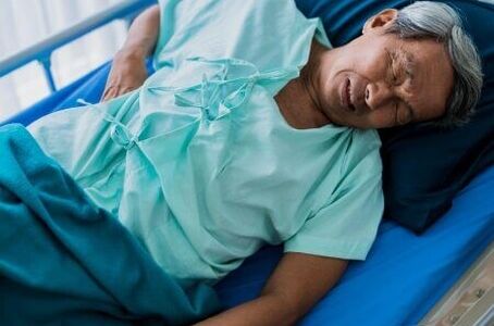 Jak spać po operacji kręgosłupa lędźwiowego? O czym warto pamiętać?
