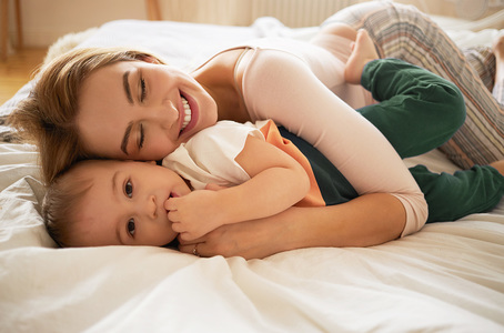 CZY WIESZ JAK BĘDZIESZ SIĘ CZUŁA GDY SIĘ WYŚPISZ I CO ZYSKA NA TYM TWOJE DZIECKO? CZYLI DLACZEGO ZADOWOLONA MAMA TO ZADWOLONE DZIECKO
